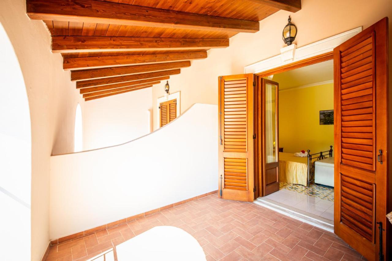 B&B Villa Maristella リーパリ エクステリア 写真